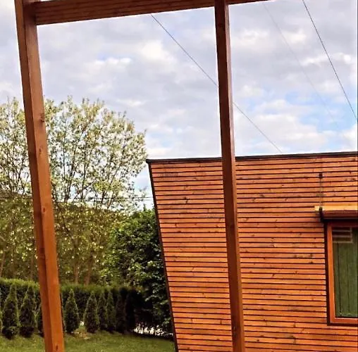 Alexandar House 公寓 *